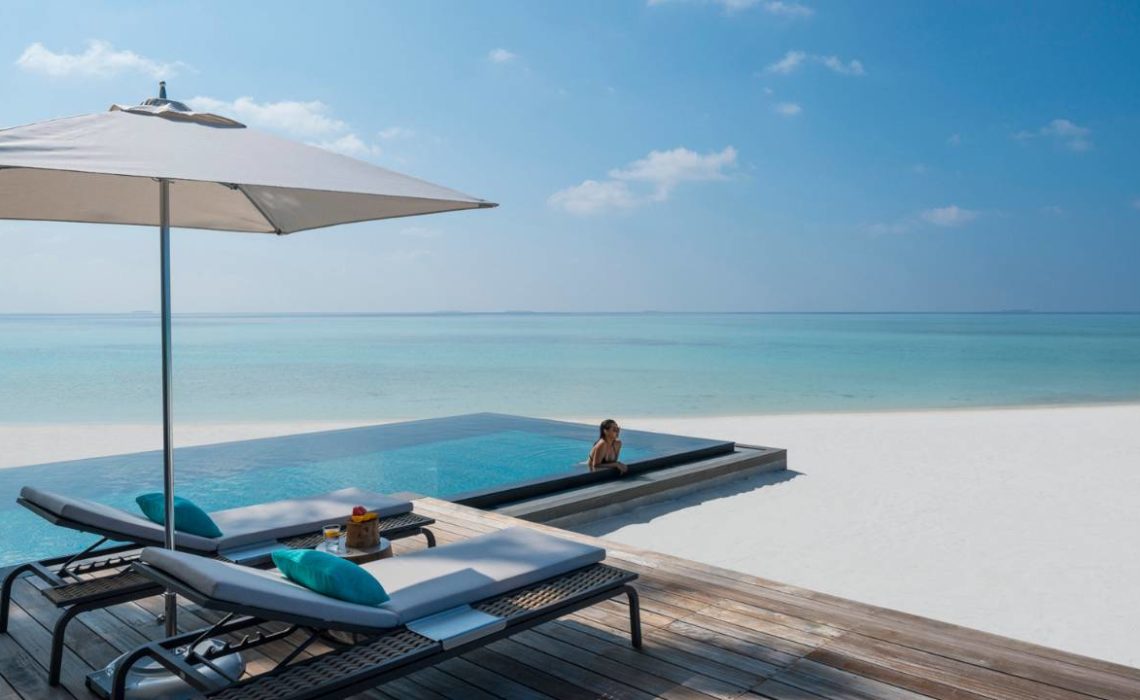 The most exclusive hotel of the world is the island of Four Season in the Baa Atoll in Maldives