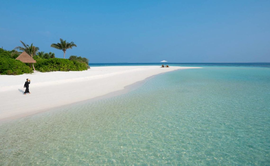 The most exclusive hotel of the world is the island of Four Season in the Baa Atoll in Maldives