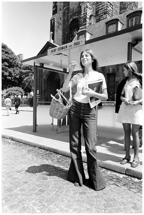 Jane Birkin and her chic basket - The Chic Flâneuse