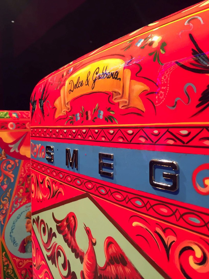 SICILY IS MY LOVE - DOLCE&GABBANA Presse agrumes electrique By Smeg