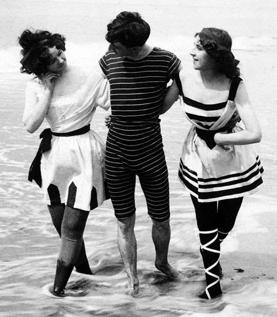 Beachwear in 1900 - thechicflaneuse