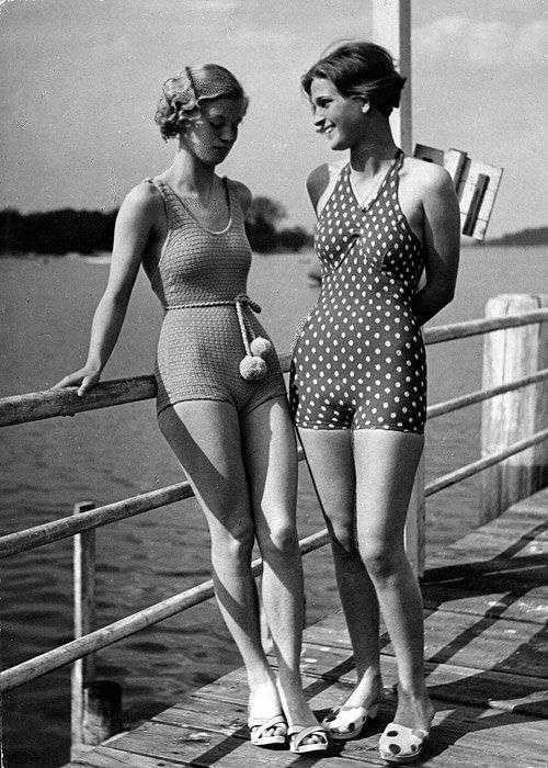 The history of swimwear: from full body dresses to today's bikini – Coco  Malou