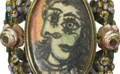 oval ring portrait of Dora Maar - Pablo Picasso - thechicflaneuse