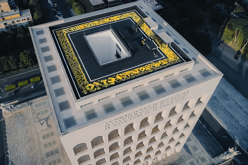 pokras-lampas-fendi-calligraphy-graffiti-rome-the chicflaneuse roof