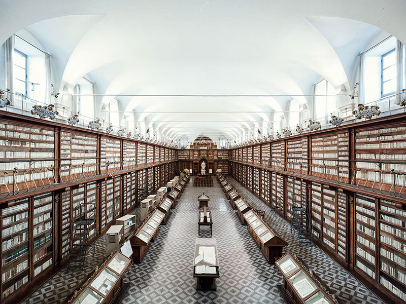 Biblioteca Casanatense open in 1701 at Santa Maria sopra Minerva Convent in Roma