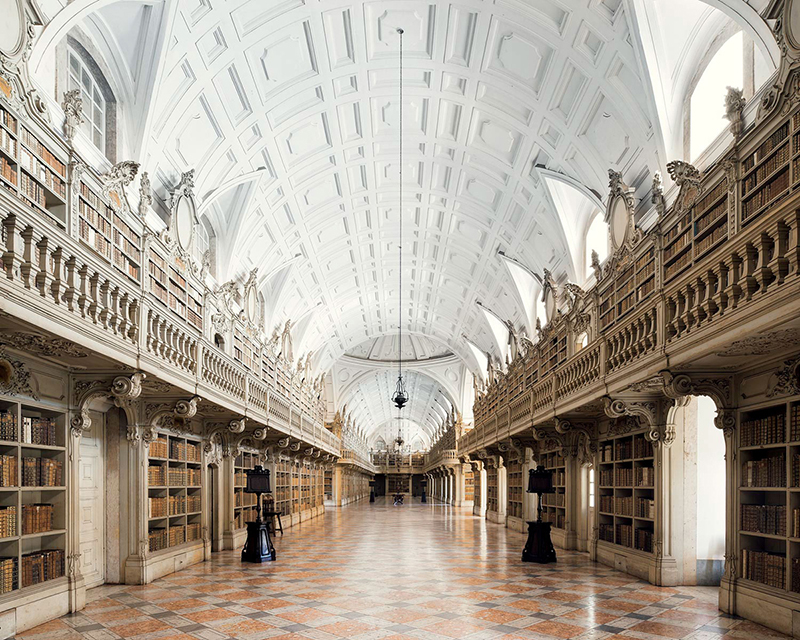 Palácio Nacional de Mafra, a huge monastery of portuguese city of Mafra (1755)