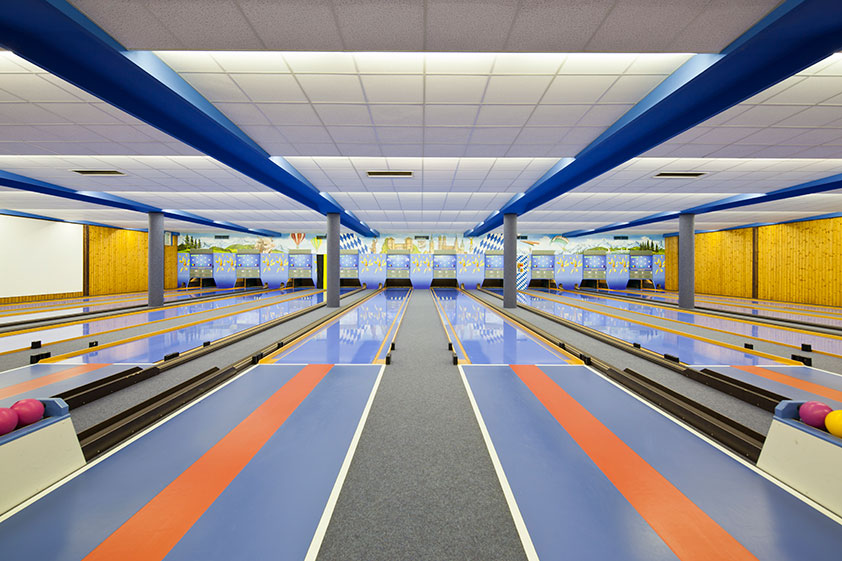 vintage-bowling-alleys-robert-gotzfried-6 the chic flaneuse