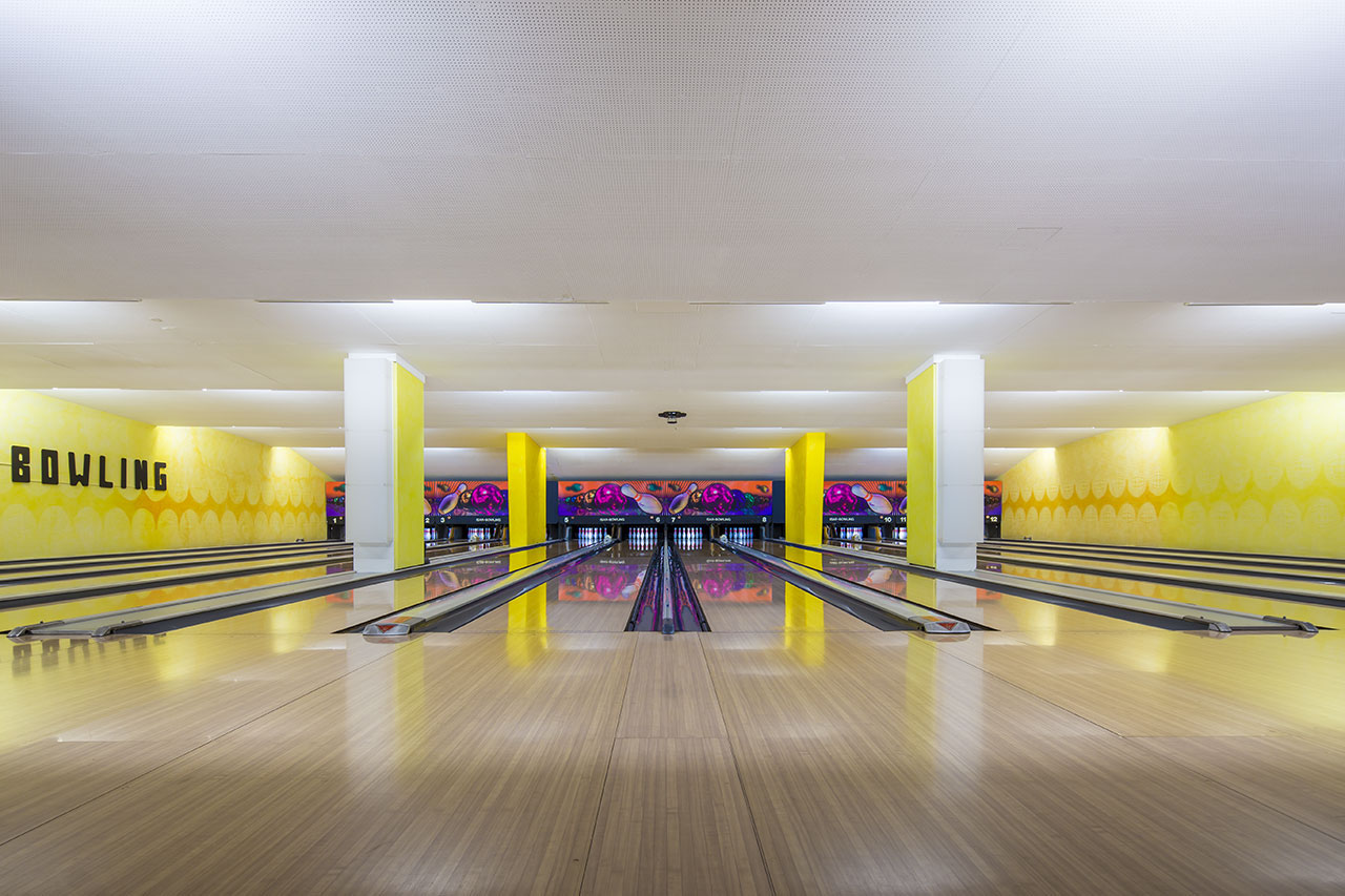 vintage-bowling-alleys-robert-gotzfried-9 the chic flaneuse