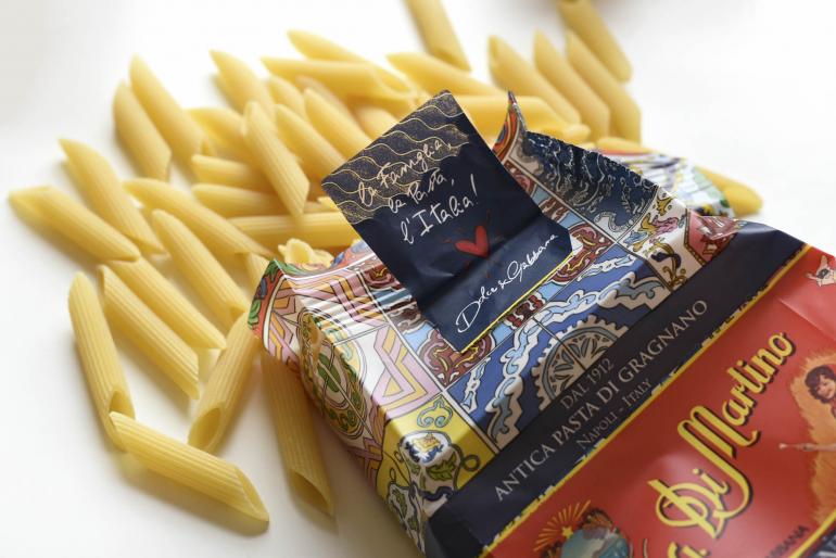 Dolce-Gabbana-pasta-open pack